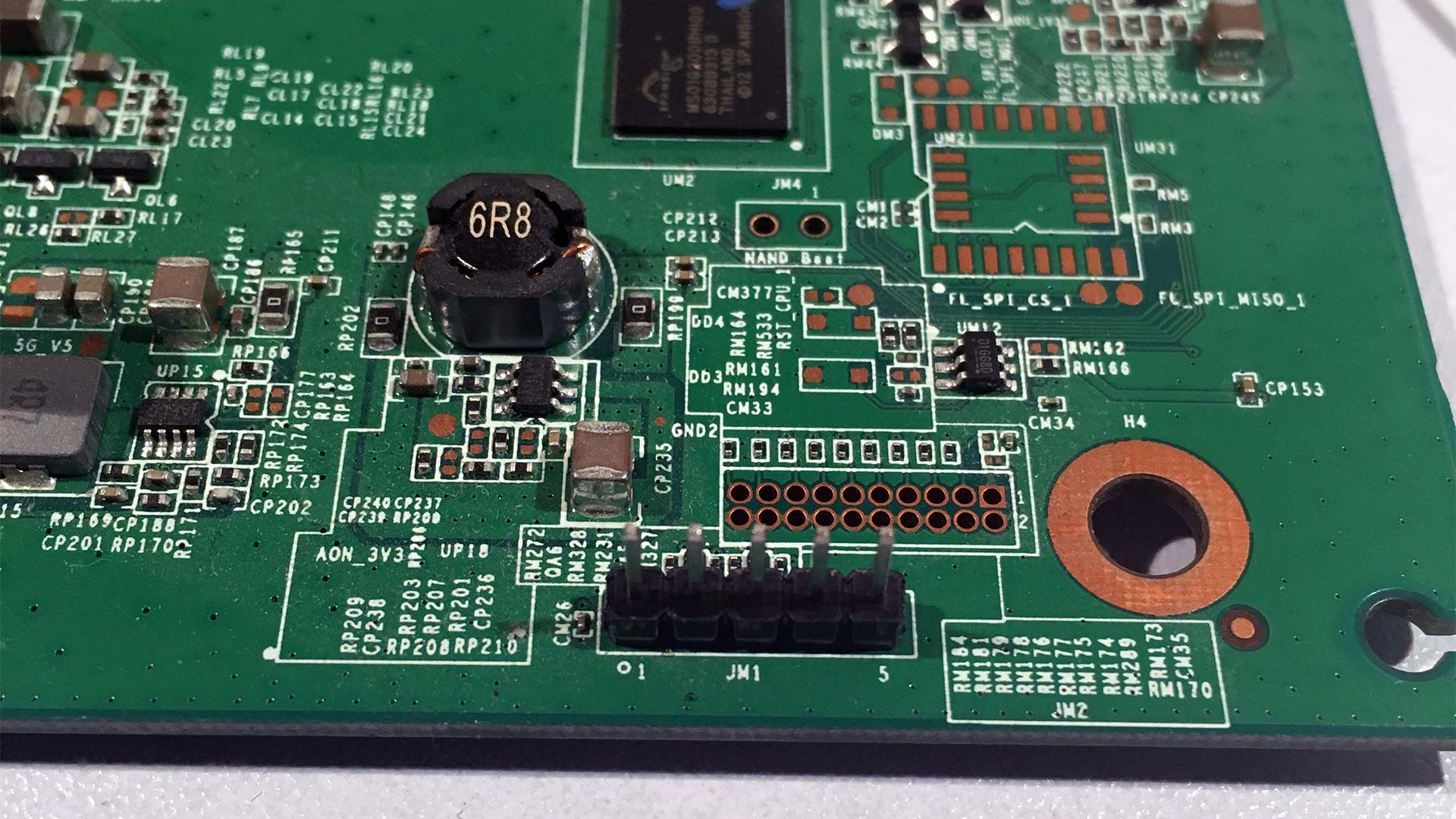 Linksys E8500 - header pins soldered on JM1