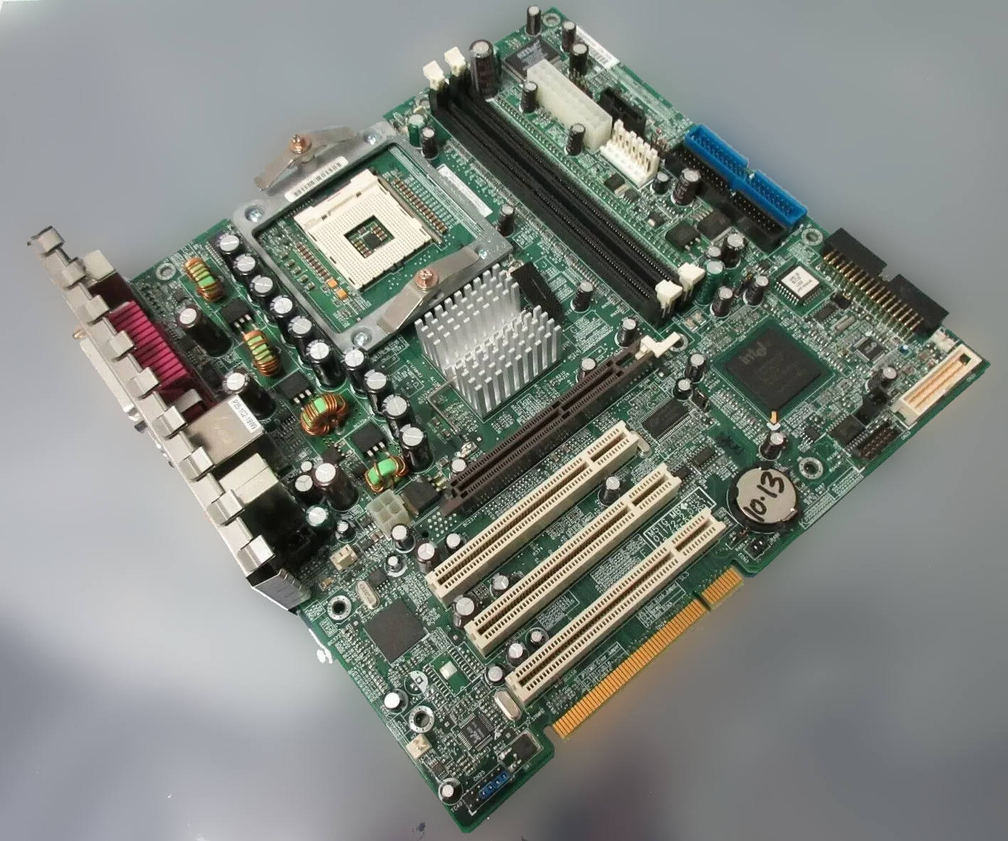 X205 IBM Motherboards.