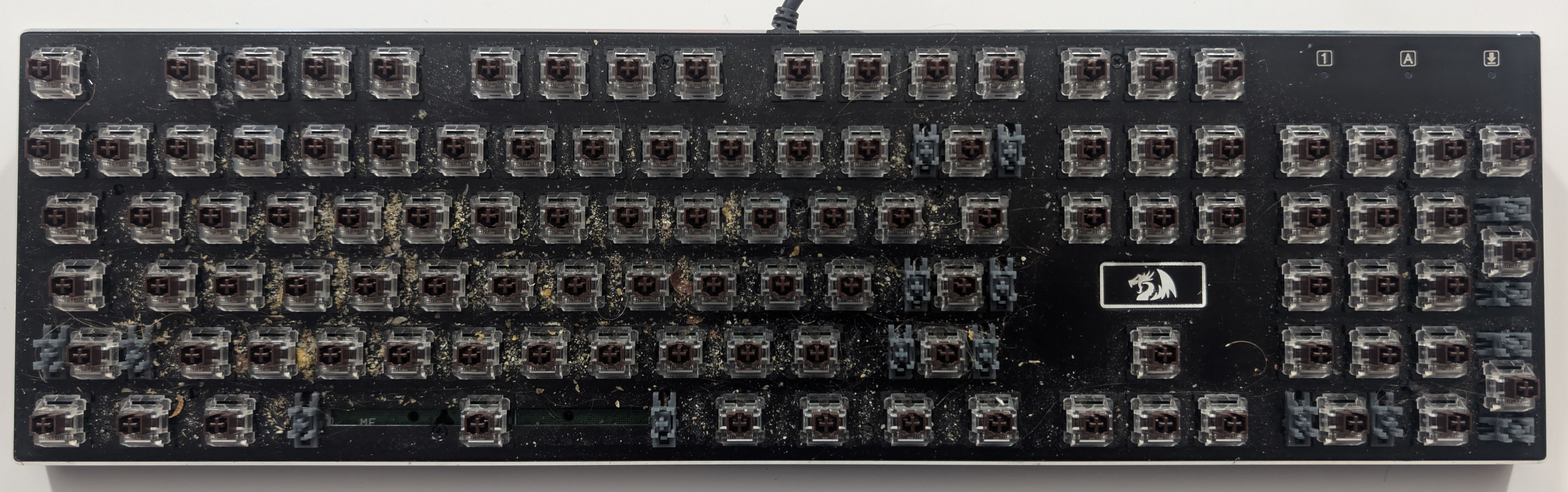 K556 keyboard disassembled. And FUCKING DIRTY!!!