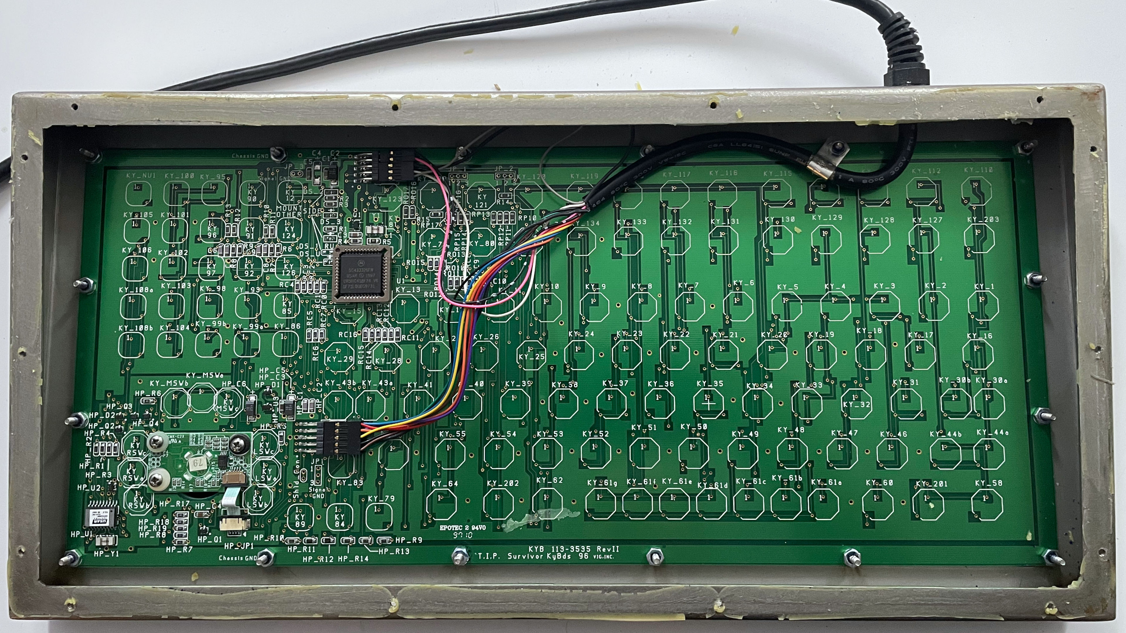 Industrial Computer Source KB5HP - back cover removed.