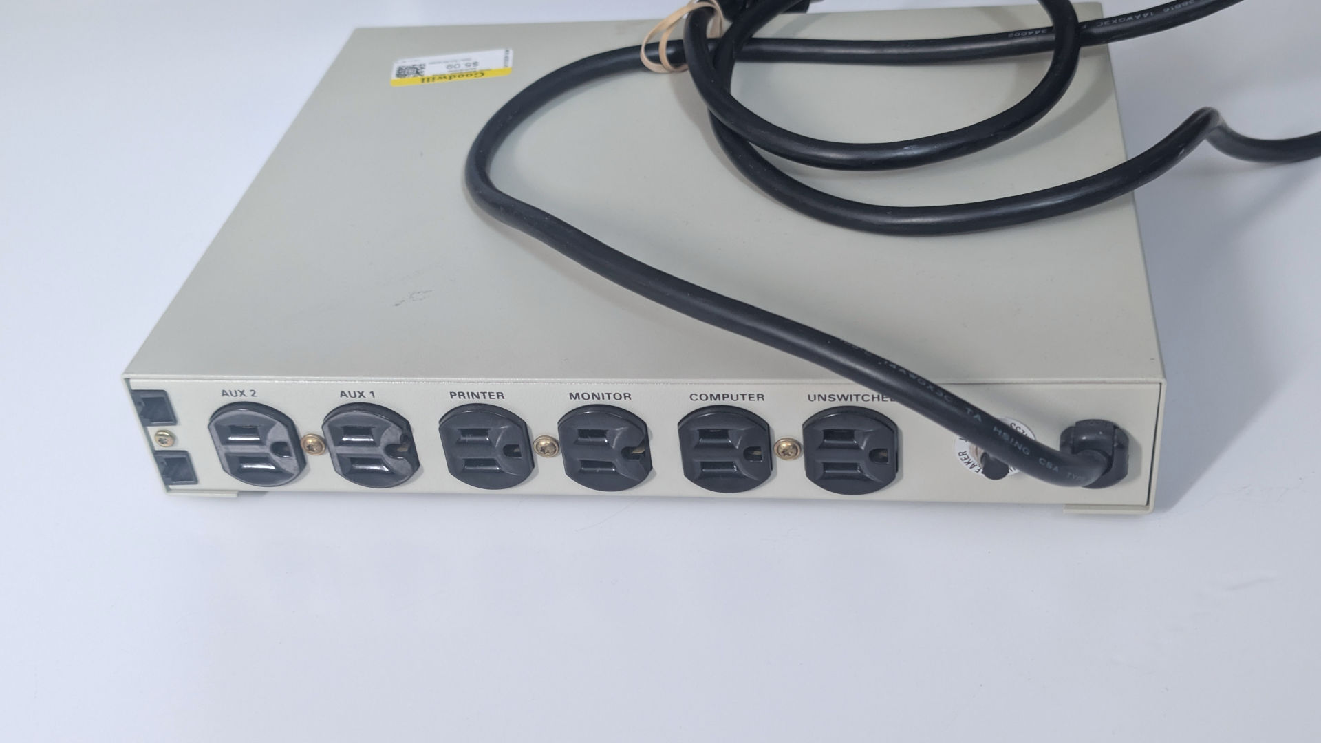 Intermatic Electra Guard Desktop Power Switch backside.